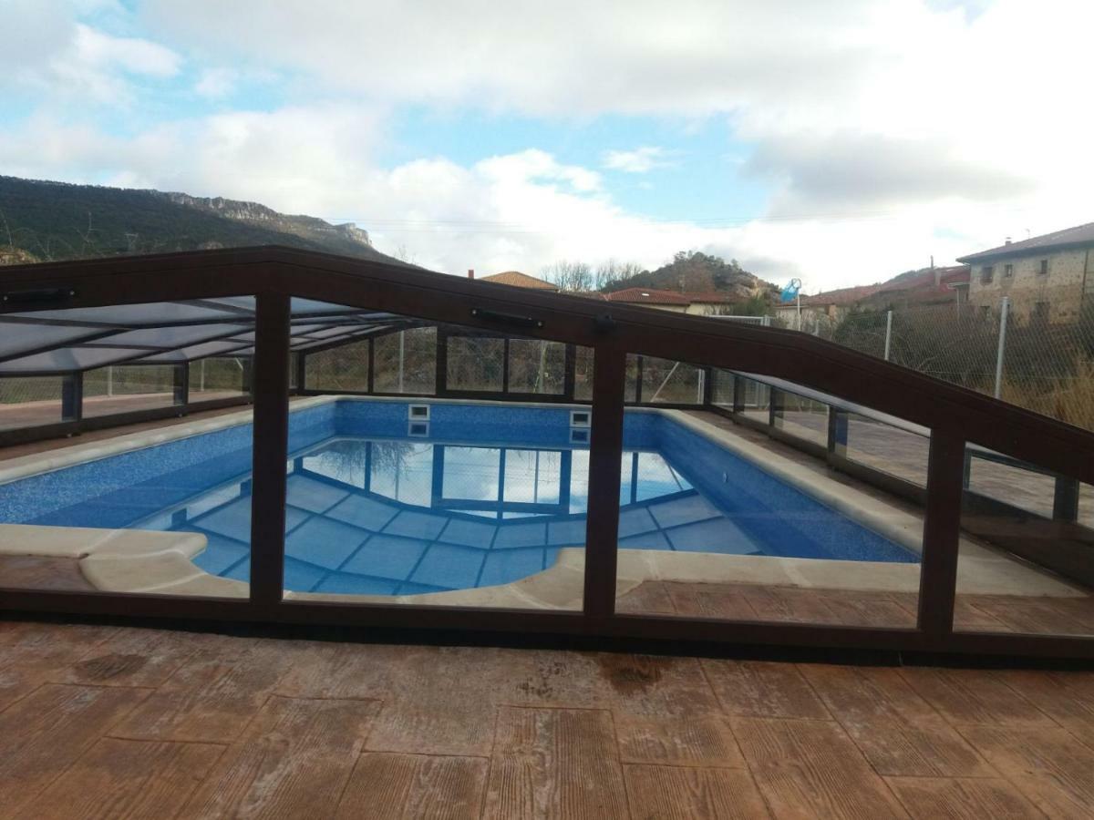 Hotel Rural Puerta De Caderechas Terminon Eksteriør bilde